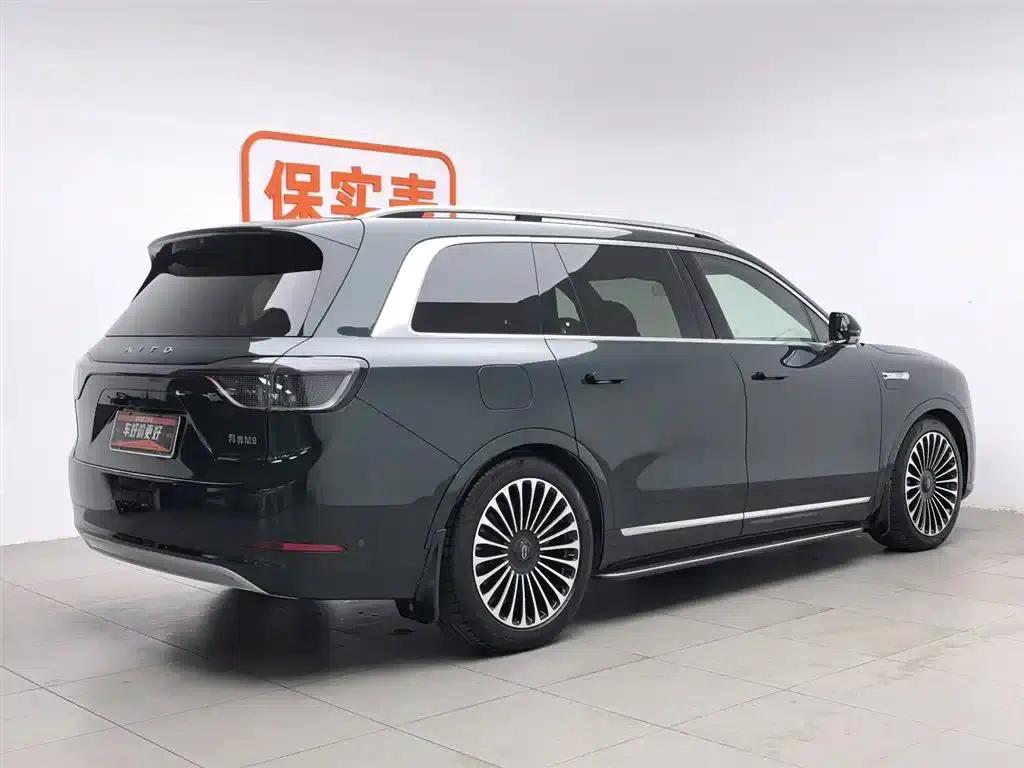 Wenjie M9 2024 Range Extended Max Edition 42kWh 5-Seater — миниатюра 2
