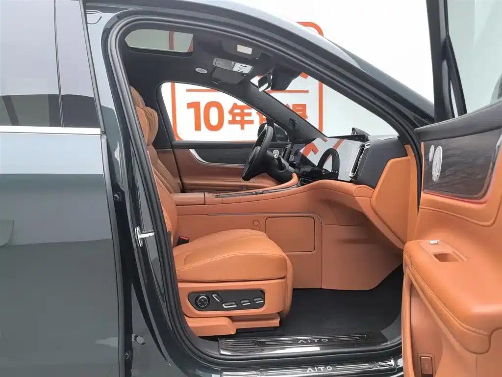Wenjie M9 2024 Range Extended Max Edition 42kWh 5-Seater — миниатюра 23
