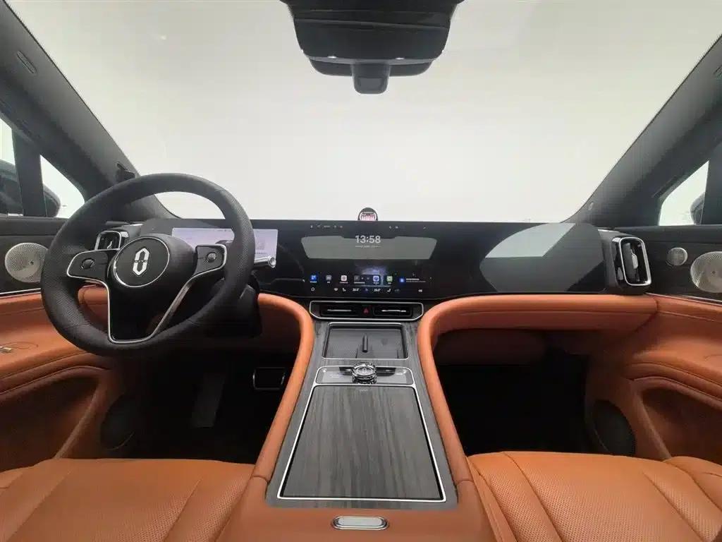 Wenjie M9 2024 Range Extended Max Edition 42kWh 5-Seater — миниатюра 5