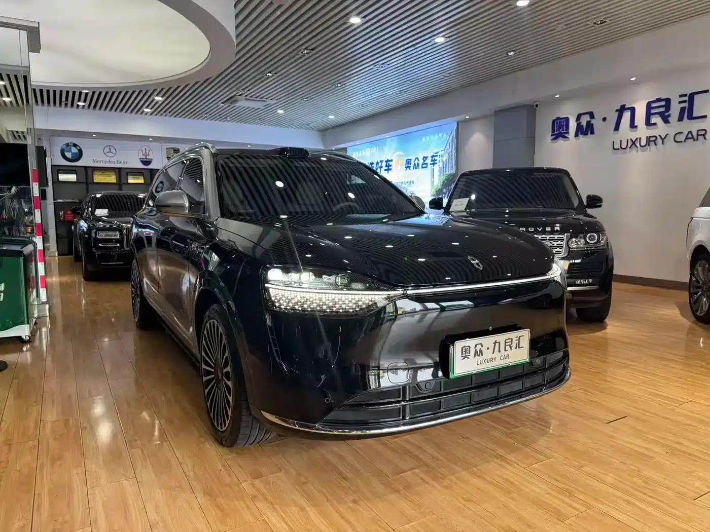 Wenjie M9 2024 Range Extended Ultra Edition 42kWh 6-Seater — миниатюра 1