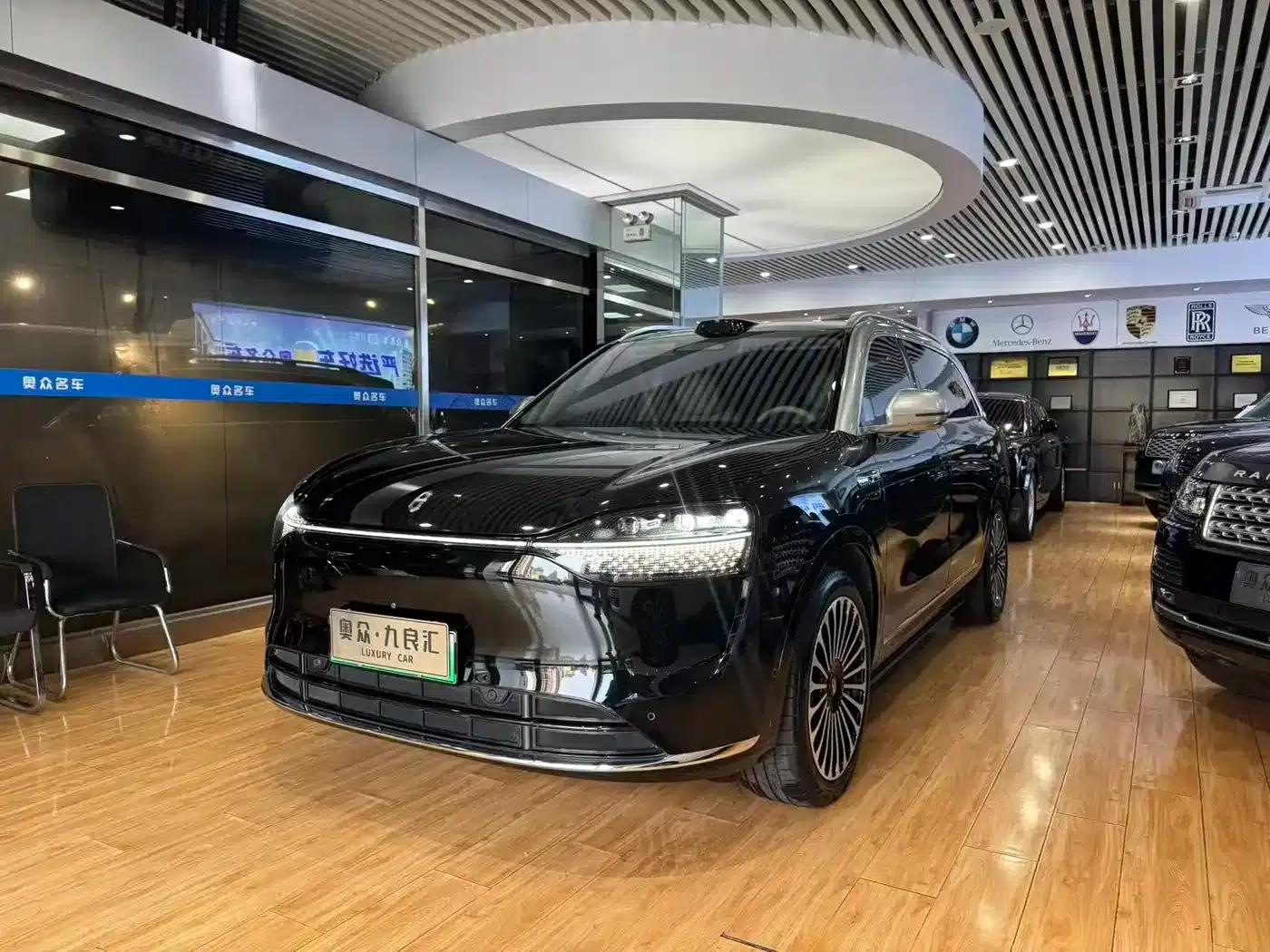 Wenjie M9 2024 Range Extended Ultra Edition 42kWh 6-Seater — миниатюра 2
