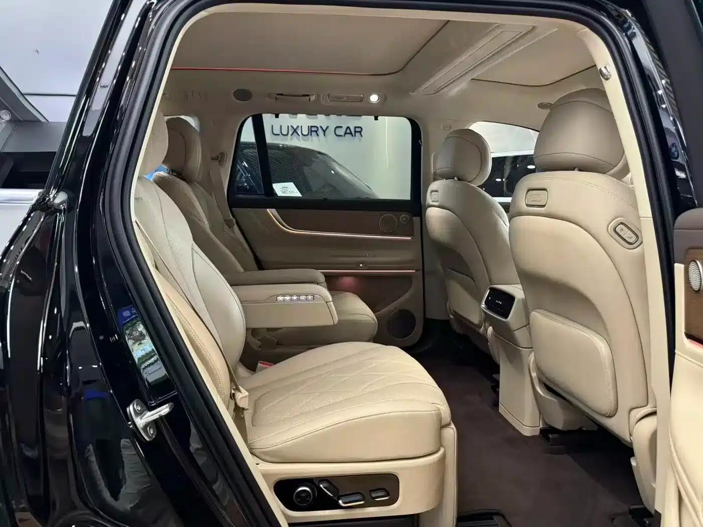 Wenjie M9 2024 Range Extended Ultra Edition 42kWh 6-Seater — миниатюра 17