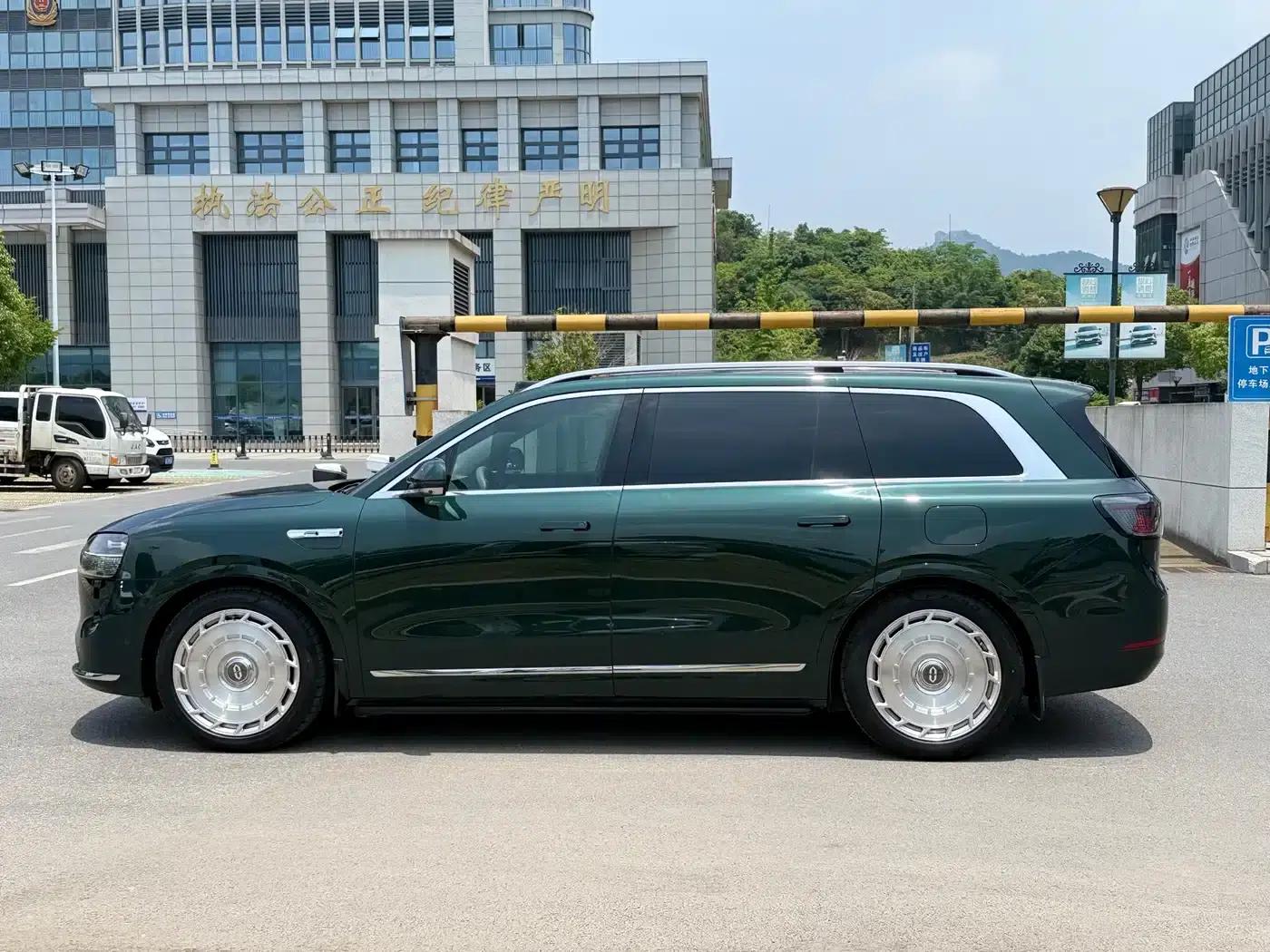 Wenjie M9 2024 Range Extended Ultra Edition 52kWh 6-Seater — миниатюра 7
