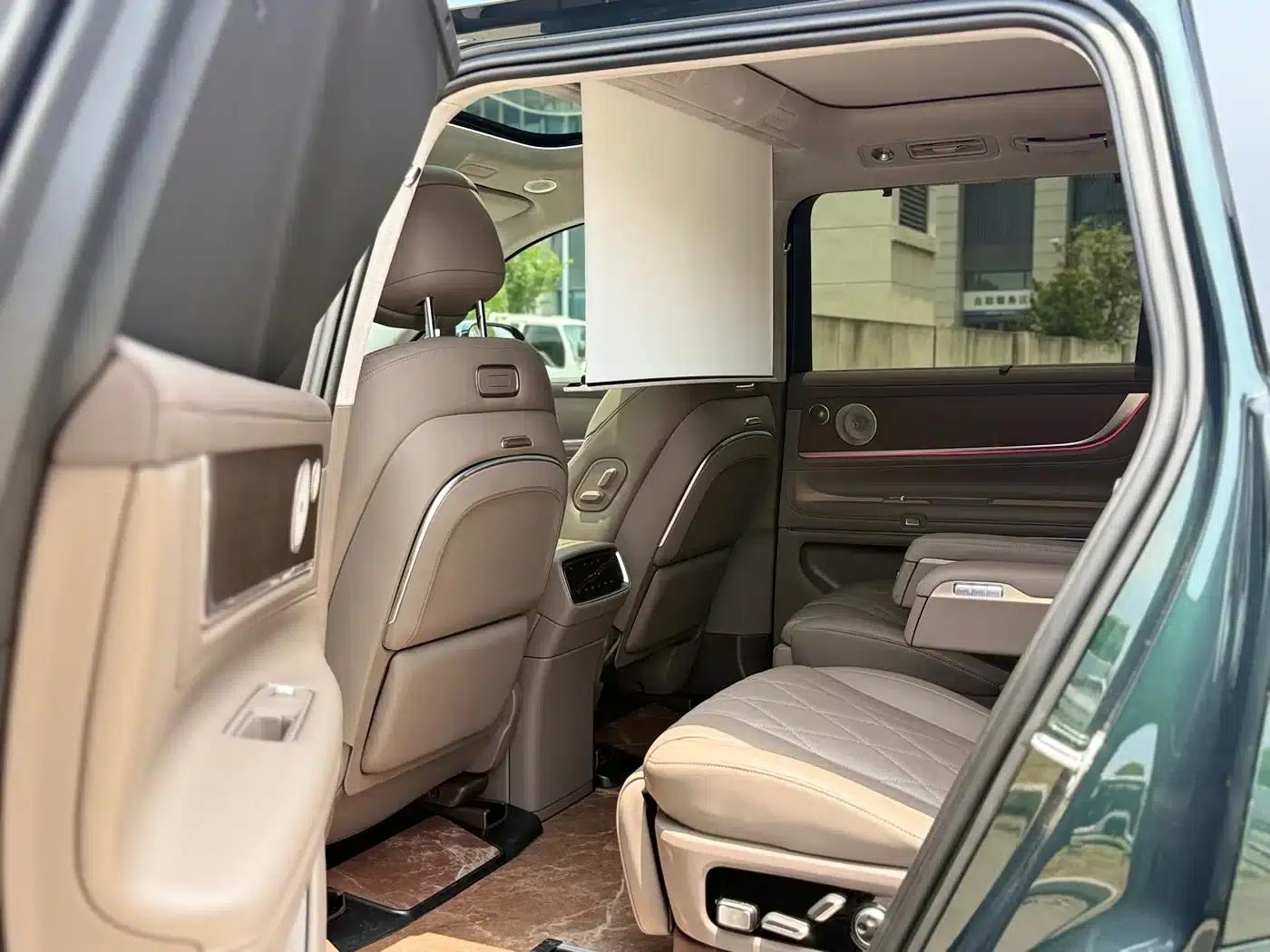 Wenjie M9 2024 Range Extended Ultra Edition 52kWh 6-Seater — миниатюра 10