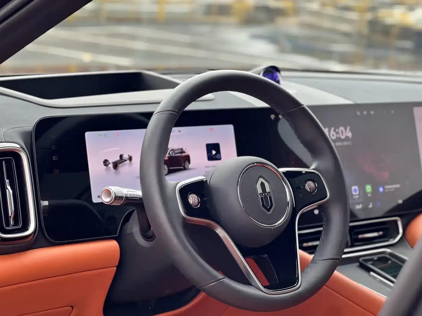 Wenjie M9 2025 Ultra Extended Range Edition (52kWh, 6-seater, 192-line LiDAR) — миниатюра 11