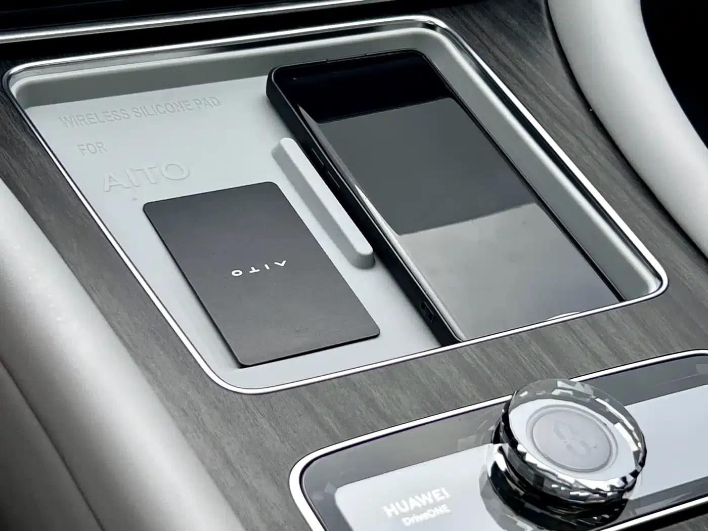 Wenjie M9 2024 Range Extended Ultra Edition 42kWh 6-Seater — миниатюра 20