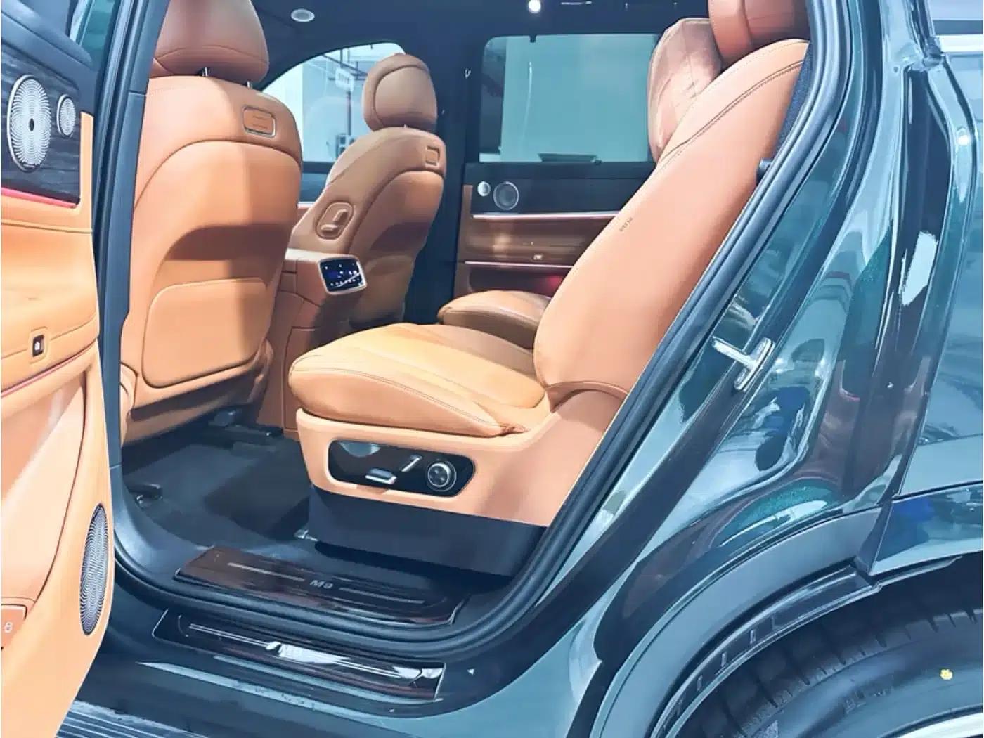 Wenjie M9 2024 Pure Electric Max Edition 100kWh 6-Seater — миниатюра 13