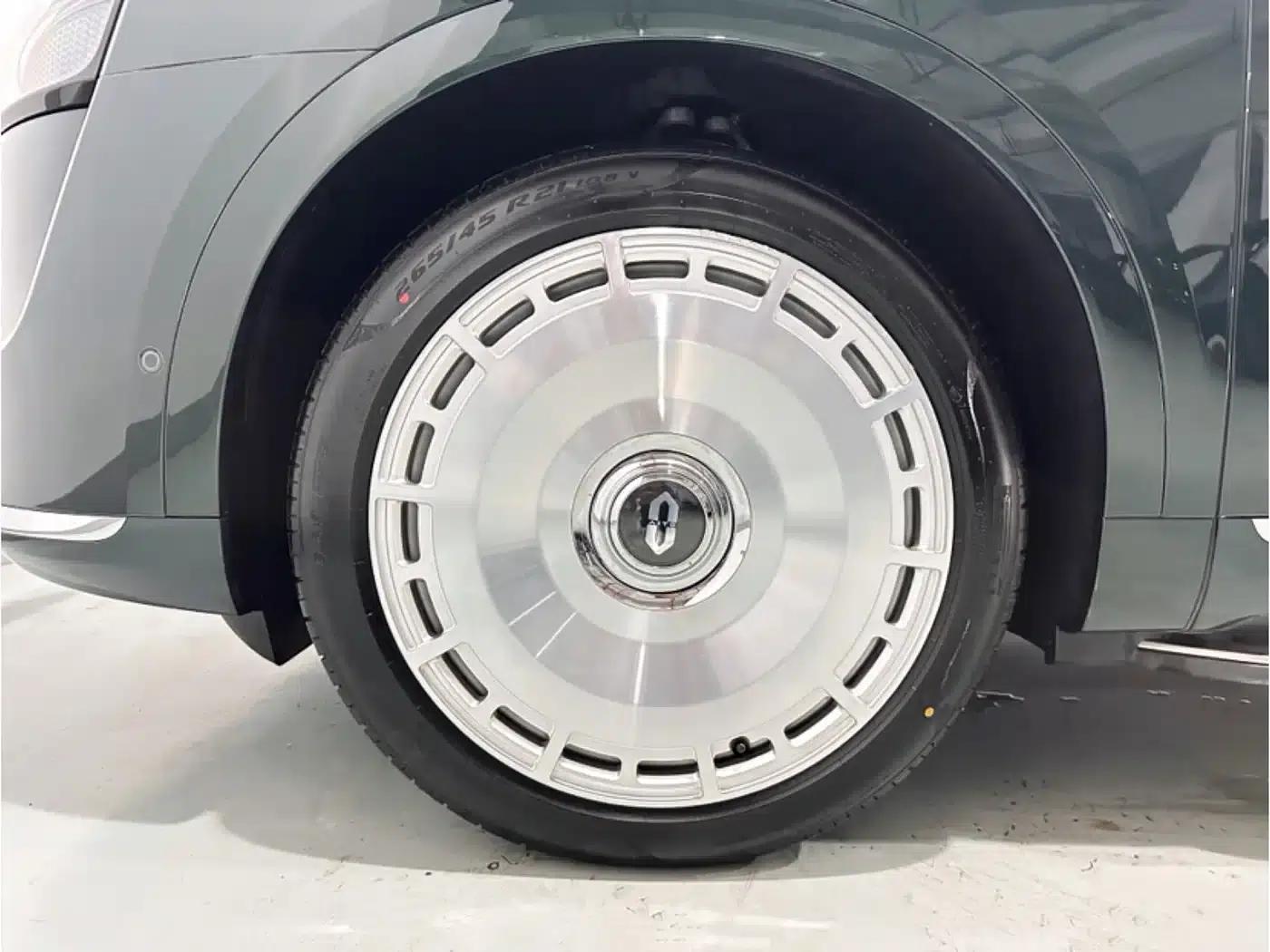 Wenjie M9 2024 Pure Electric Max Edition 100kWh 6-Seater — миниатюра 14