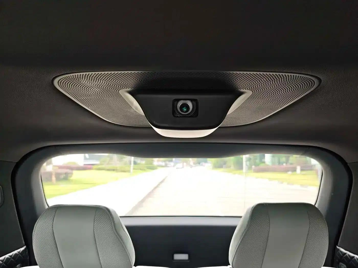 Wenjie M9 2024 Pure Electric Ultra Edition 100kWh 6-Seater — миниатюра 25