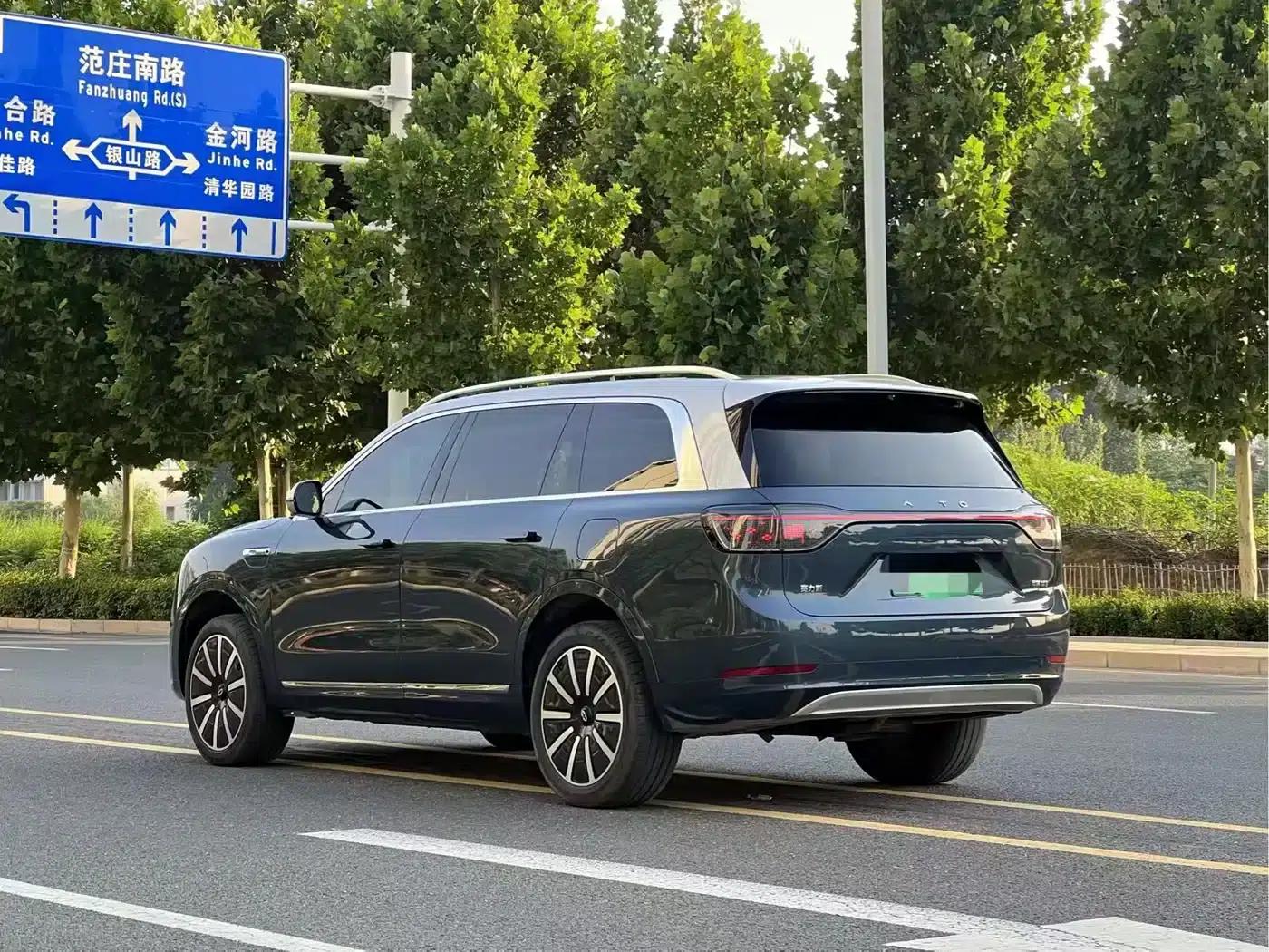 Wenjie M9 2025 Ultra Extended Range Edition (52kWh, 6-seater, 192-line LiDAR) — миниатюра 7