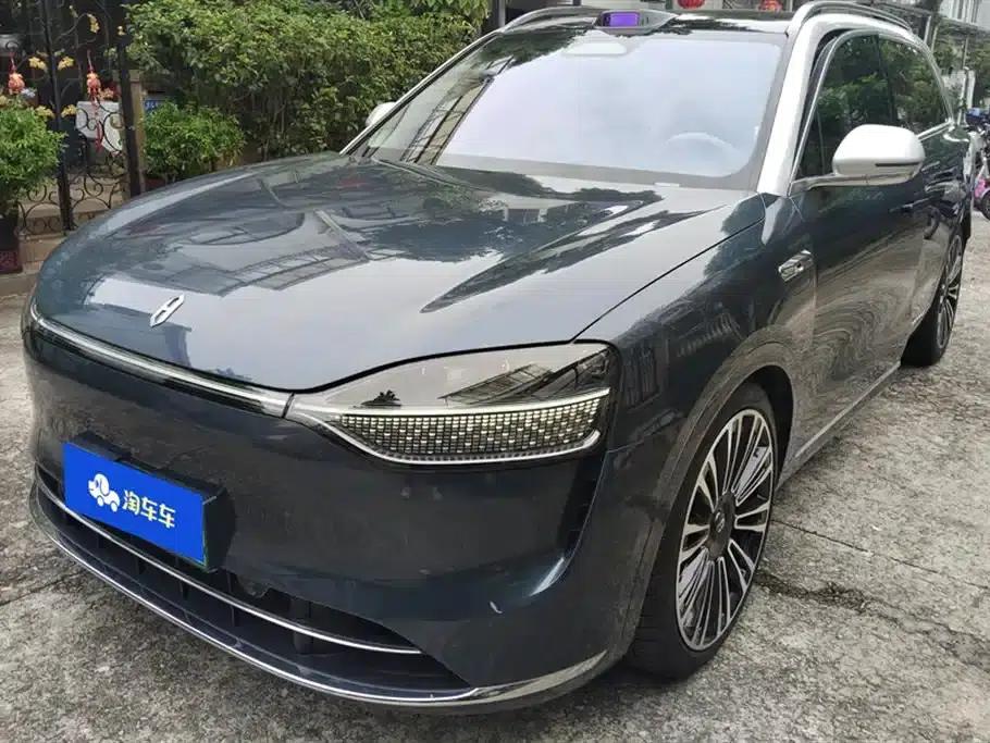 Wenjie M9 2024 Range Extended Ultra Edition 52kWh 6-Seater — миниатюра 1