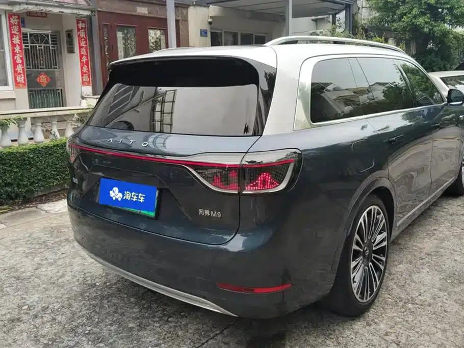 Wenjie M9 2024 Range Extended Ultra Edition 52kWh 6-Seater — миниатюра 3