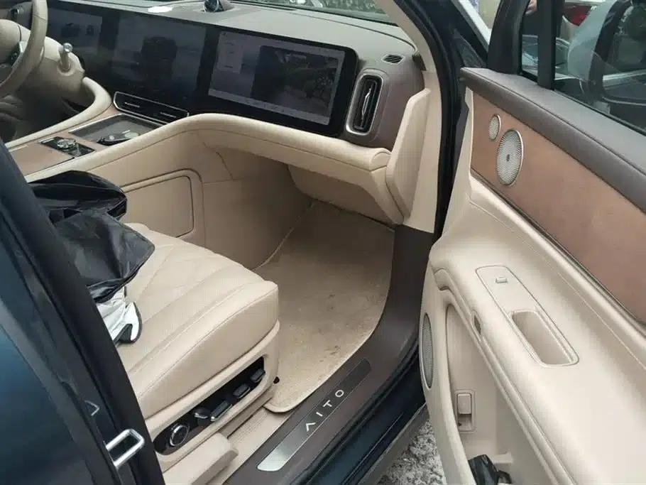 Wenjie M9 2024 Range Extended Ultra Edition 52kWh 6-Seater — миниатюра 8
