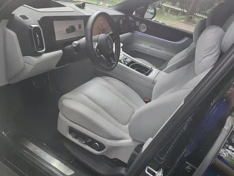 Wenjie M9 2025 Ultra Extended Range Edition 52kWh 6-Seat Version (192-line LiDAR) — миниатюра 9