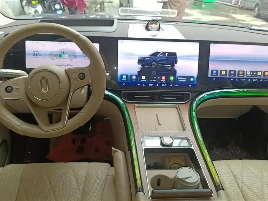 Wenjie M9 2024 Range Extended Ultra Edition 42kWh 6-Seater — миниатюра 12