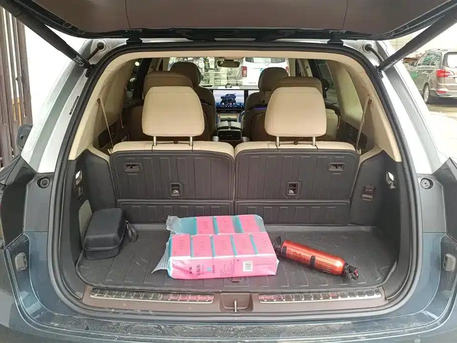 Wenjie M9 2024 Range Extended Ultra Edition 42kWh 6-Seater — миниатюра 4
