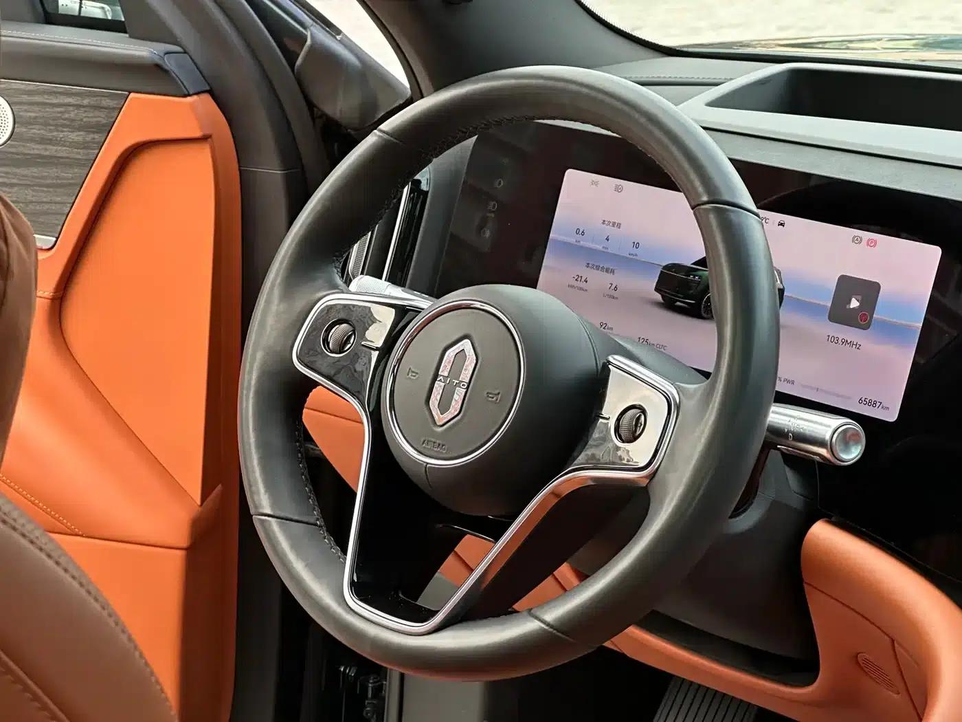 Wenjie M9 2024 Range Extended Max Edition 42kWh 6-Seater — миниатюра 8