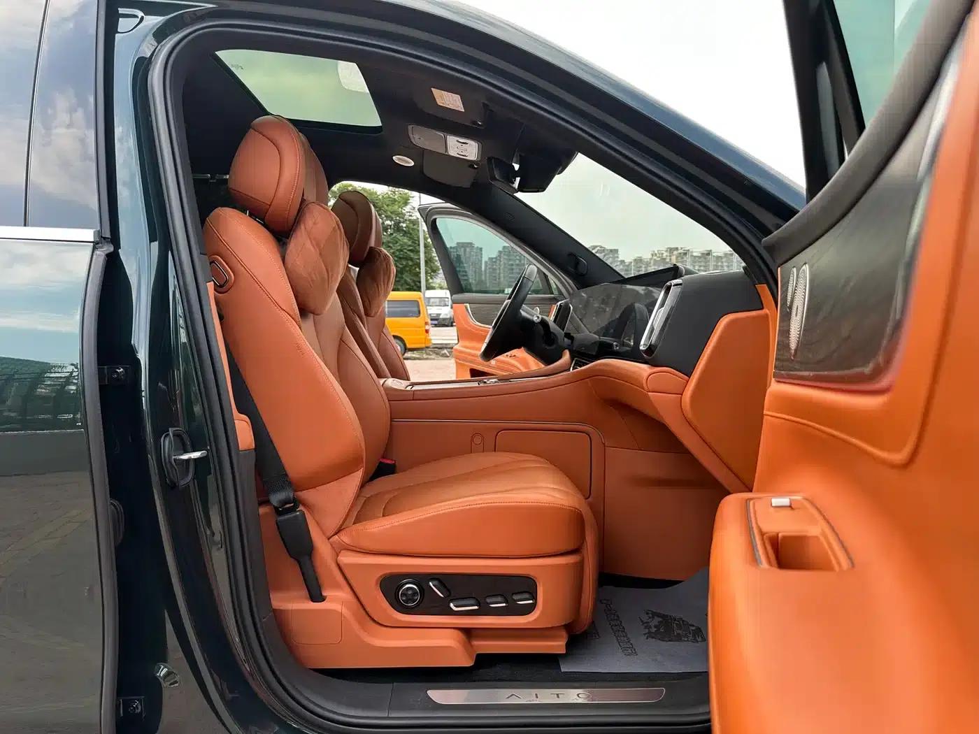 Wenjie M9 2024 Range Extended Max Edition 42kWh 6-Seater — миниатюра 9