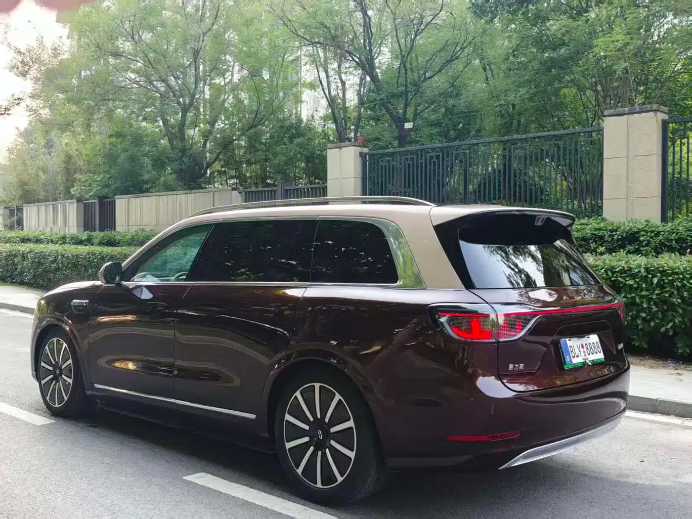 Wenjie M9 2025 Ultra Extended Range Edition 52kWh 6-Seat Version (192-line LiDAR) — миниатюра 10