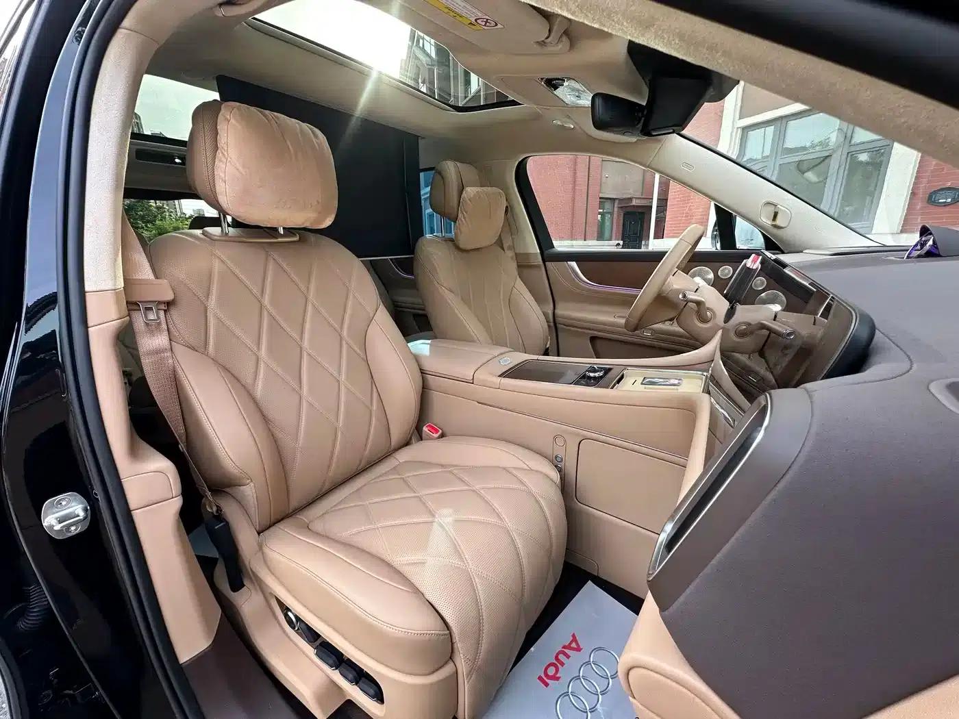Wenjie M9 2025 Ultra Extended Range Edition 52kWh 6-Seat Version (192-line LiDAR) — миниатюра 17