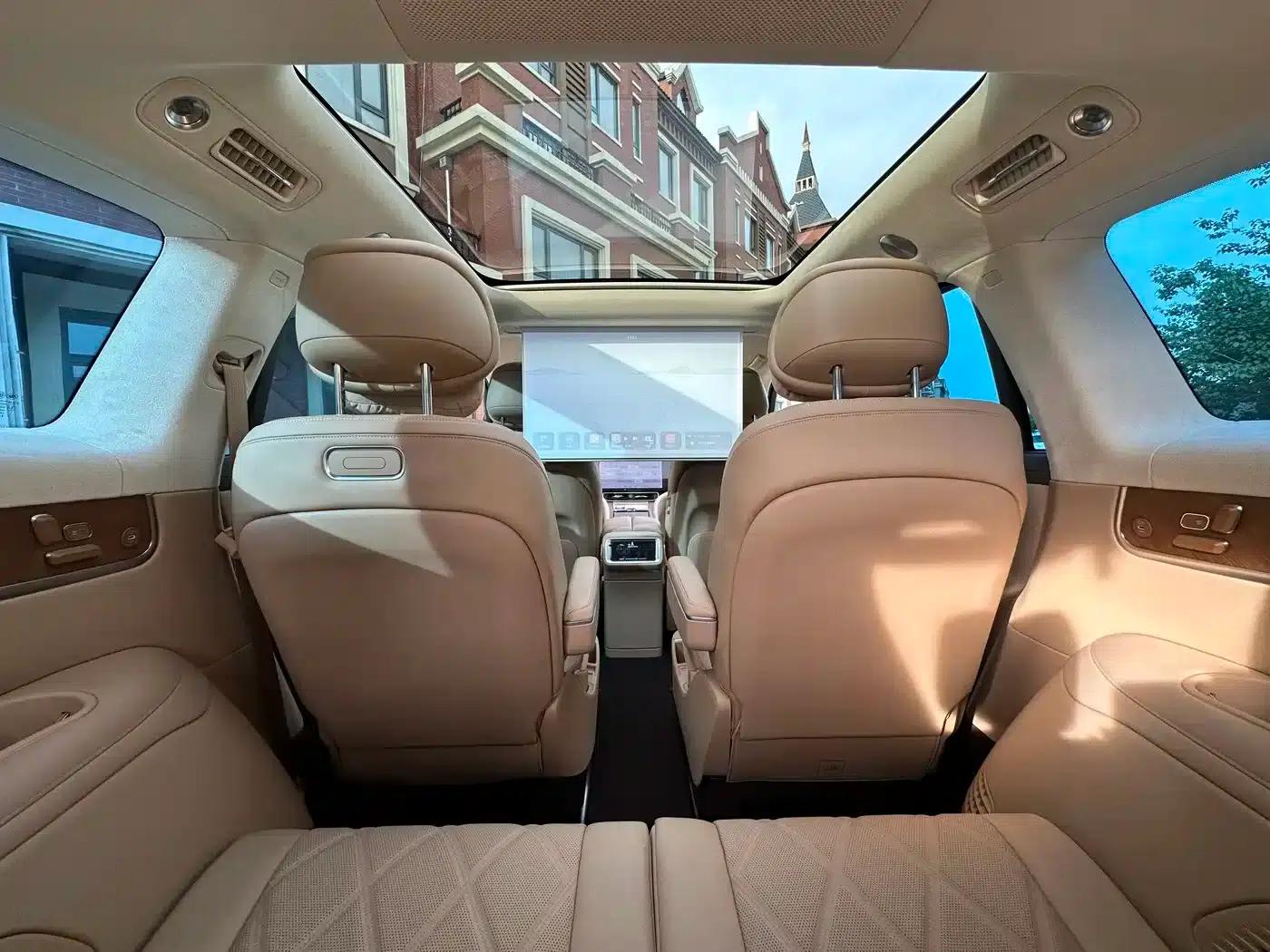 Wenjie M9 2025 Ultra Extended Range Edition 52kWh 6-Seat Version (192-line LiDAR) — миниатюра 24