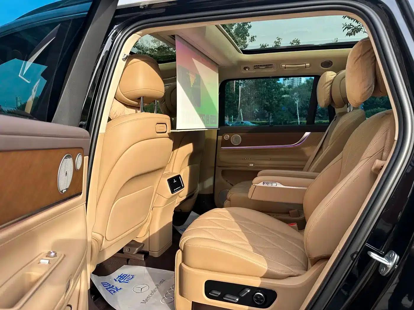 Wenjie M9 2025 Ultra Extended Range Edition 52kWh 6-Seat Version (192-line LiDAR) — миниатюра 29