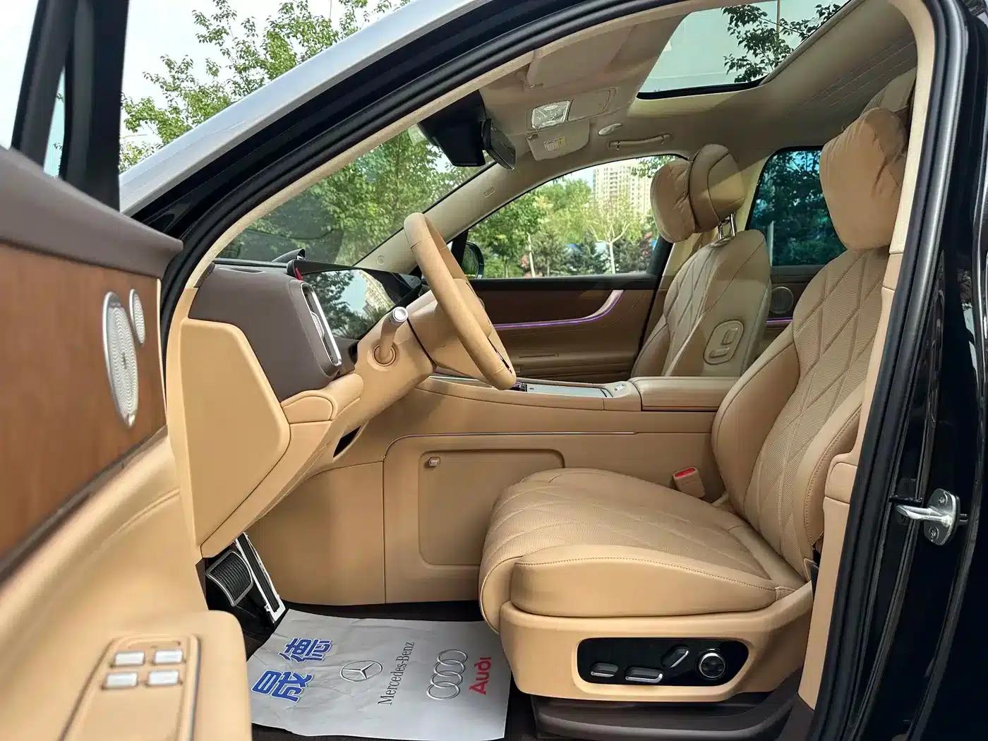 Wenjie M9 2025 Ultra Extended Range Edition 52kWh 6-Seat Version (192-line LiDAR) — миниатюра 39