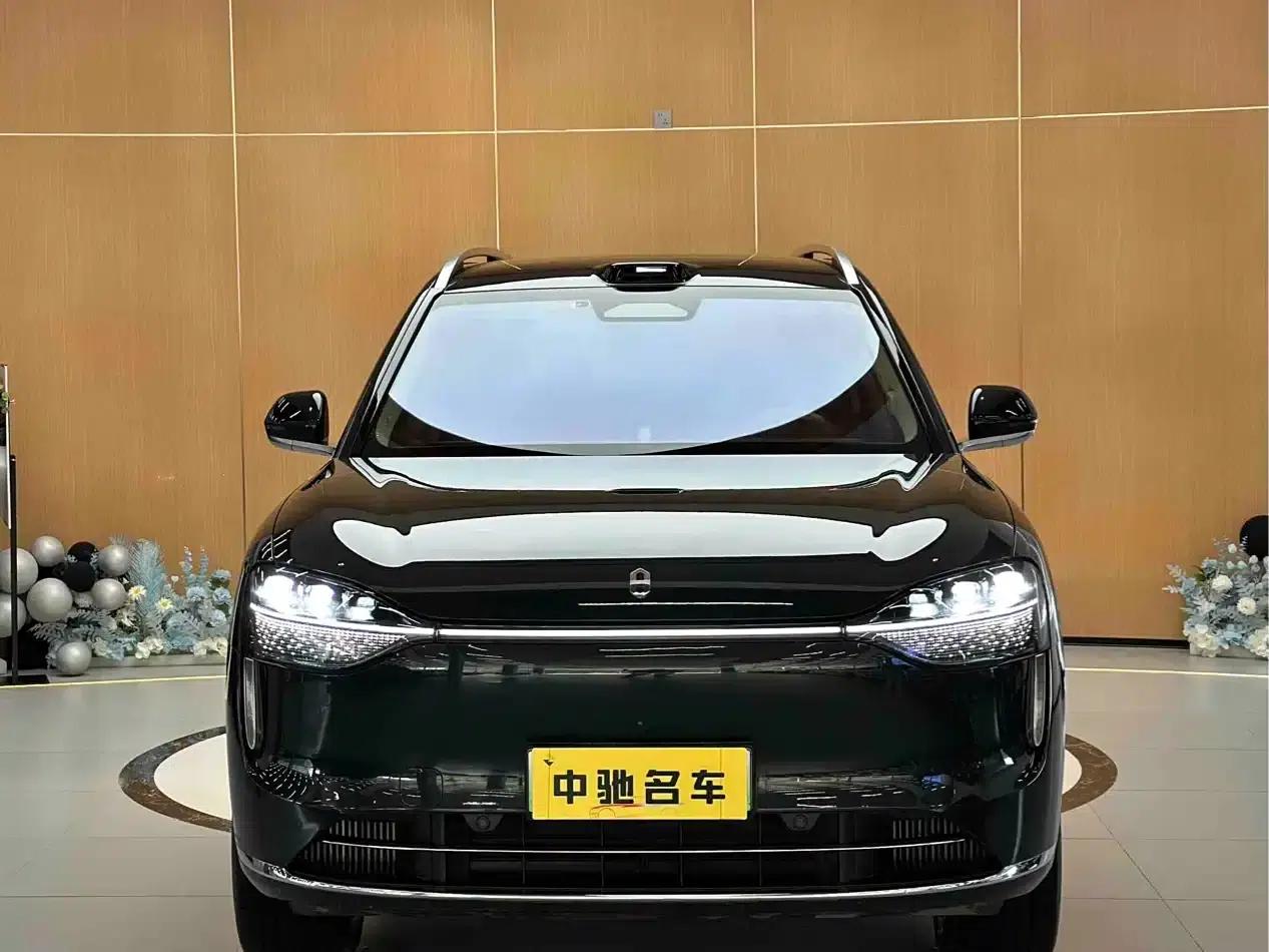 Wenjie M9 2024 Range Extended Ultra Edition 42kWh 6-Seater — миниатюра 1