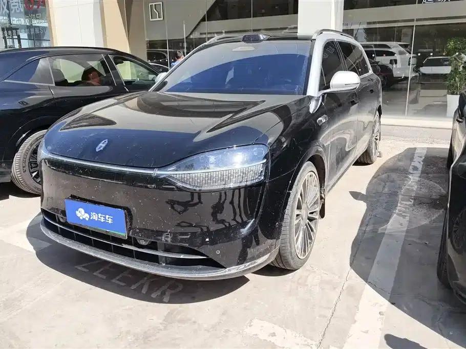 Wenjie M9 2024 Range Extended Ultra Edition 42kWh 6-Seater — миниатюра 1