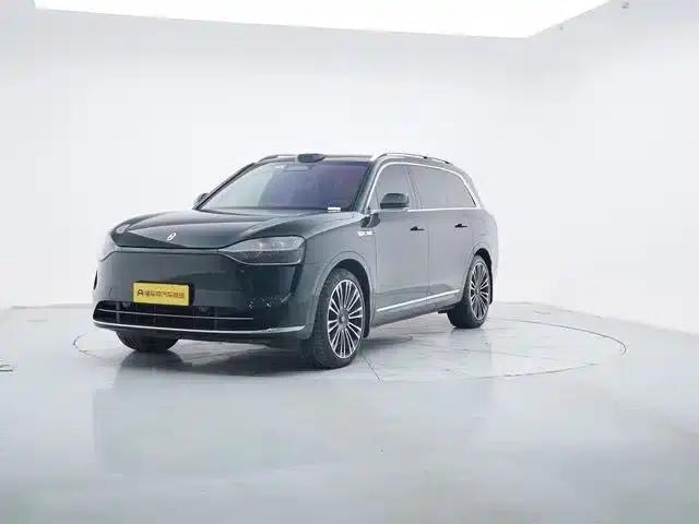 Wenjie M9 2024 Range Extended Ultra Edition 42kWh 6-Seater — миниатюра 1