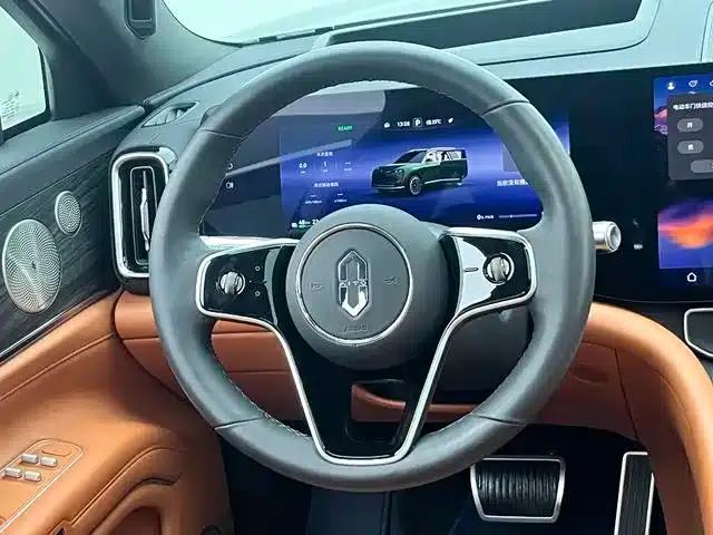 Wenjie M9 2024 Range Extended Ultra Edition 42kWh 6-Seater — миниатюра 14