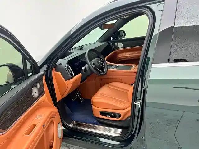 Wenjie M9 2024 Range Extended Ultra Edition 42kWh 6-Seater — миниатюра 21