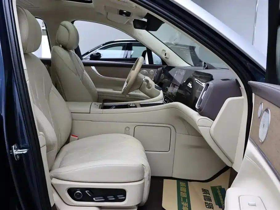 Wenjie M9 2025 Ultra Extended Range Edition 52kWh 6-Seat Version (192-line LiDAR) — миниатюра 19