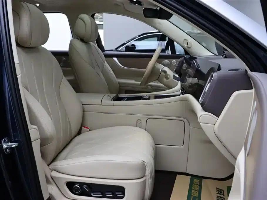 Wenjie M9 2025 Ultra Extended Range Edition 52kWh 6-Seat Version (192-line LiDAR) — миниатюра 20
