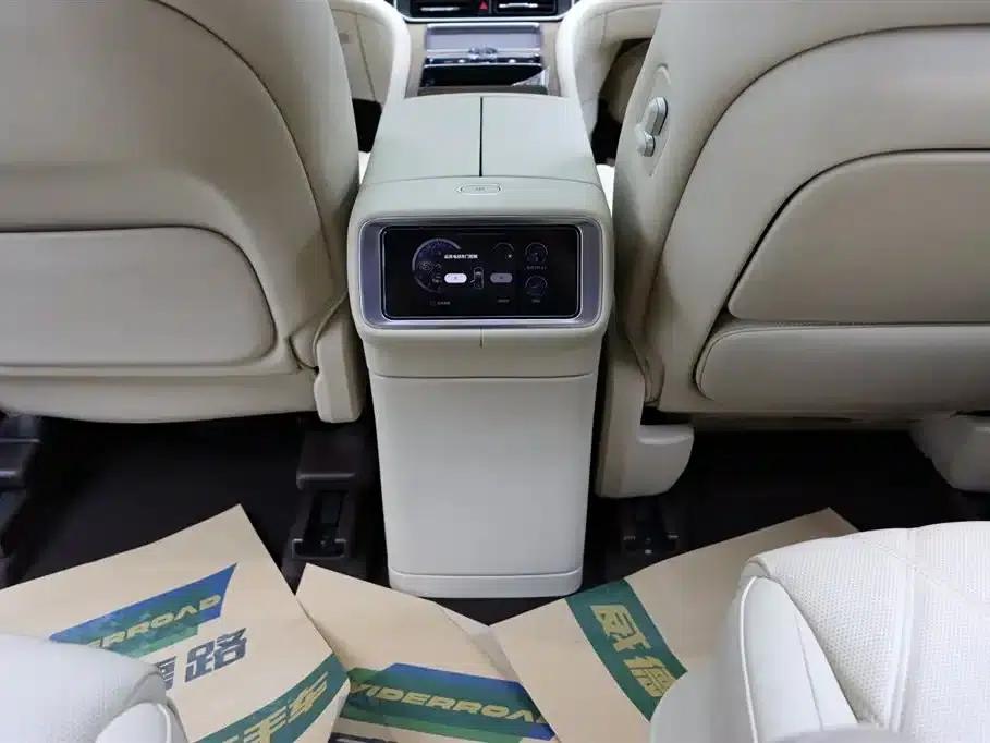 Wenjie M9 2025 Ultra Extended Range Edition 52kWh 6-Seat Version (192-line LiDAR) — миниатюра 22