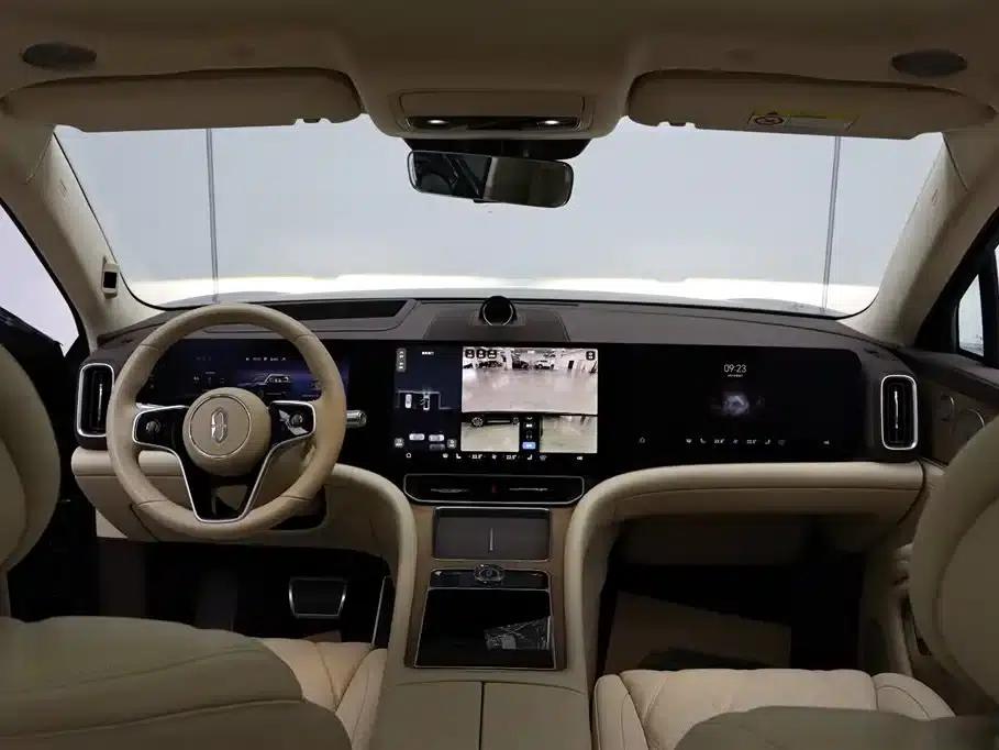 Wenjie M9 2025 Ultra Extended Range Edition 52kWh 6-Seat Version (192-line LiDAR) — миниатюра 23