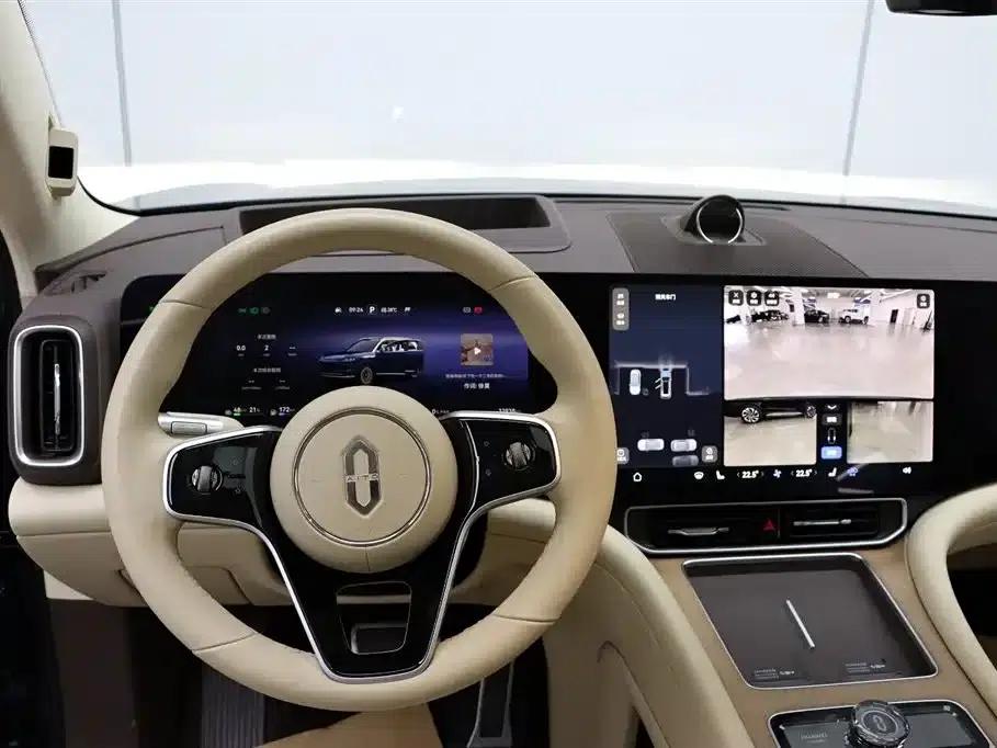 Wenjie M9 2025 Ultra Extended Range Edition 52kWh 6-Seat Version (192-line LiDAR) — миниатюра 26