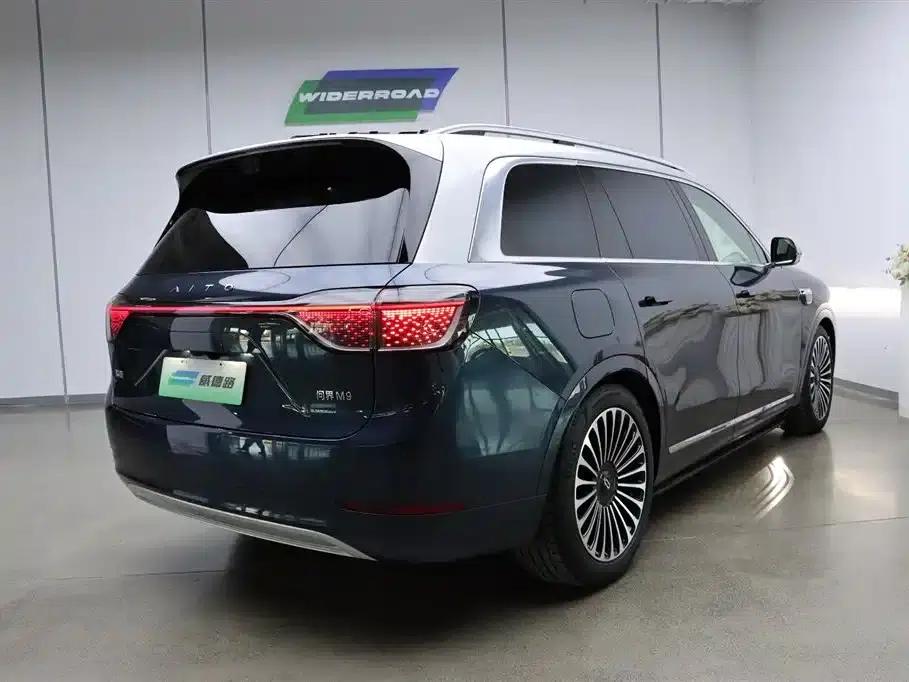 Wenjie M9 2025 Ultra Extended Range Edition 52kWh 6-Seat Version (192-line LiDAR) — миниатюра 4