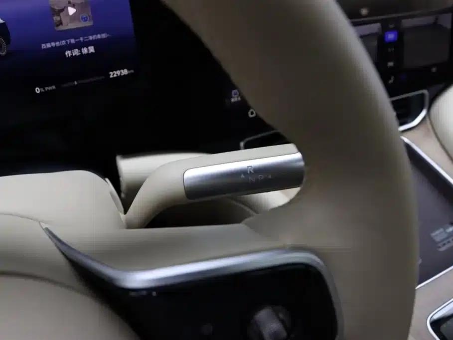 Wenjie M9 2025 Ultra Extended Range Edition 52kWh 6-Seat Version (192-line LiDAR) — миниатюра 10