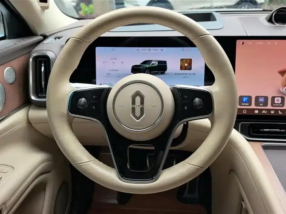 Wenjie M9 2024 Range Extended Max Edition 52kWh 6-Seater — миниатюра 15