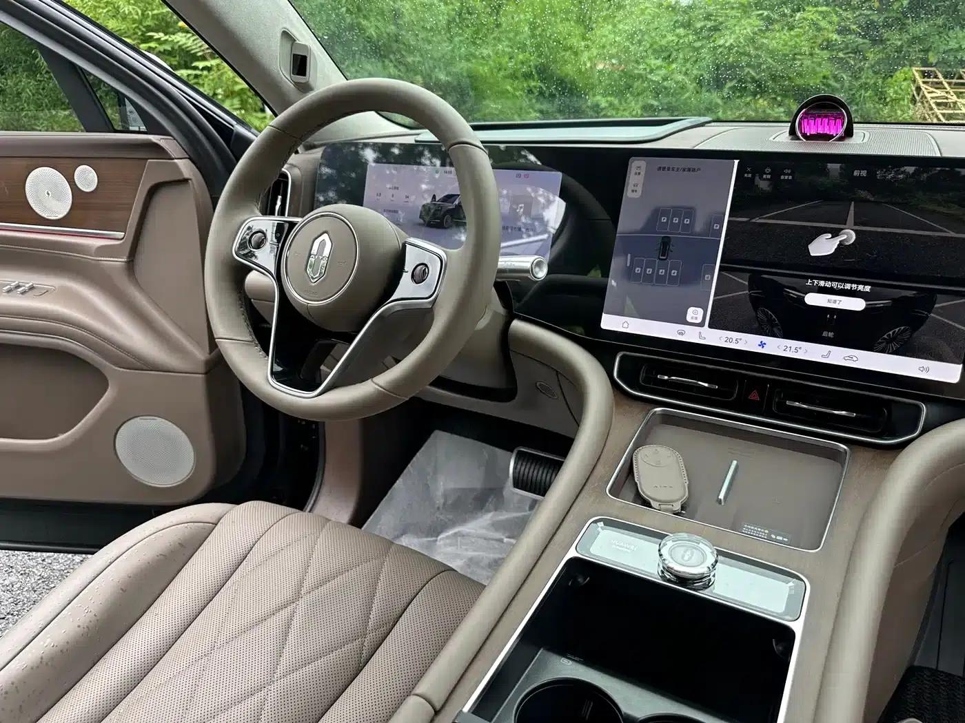 Wenjie M9 2024 Range Extended Ultra Edition 52kWh 6-Seater — миниатюра 17