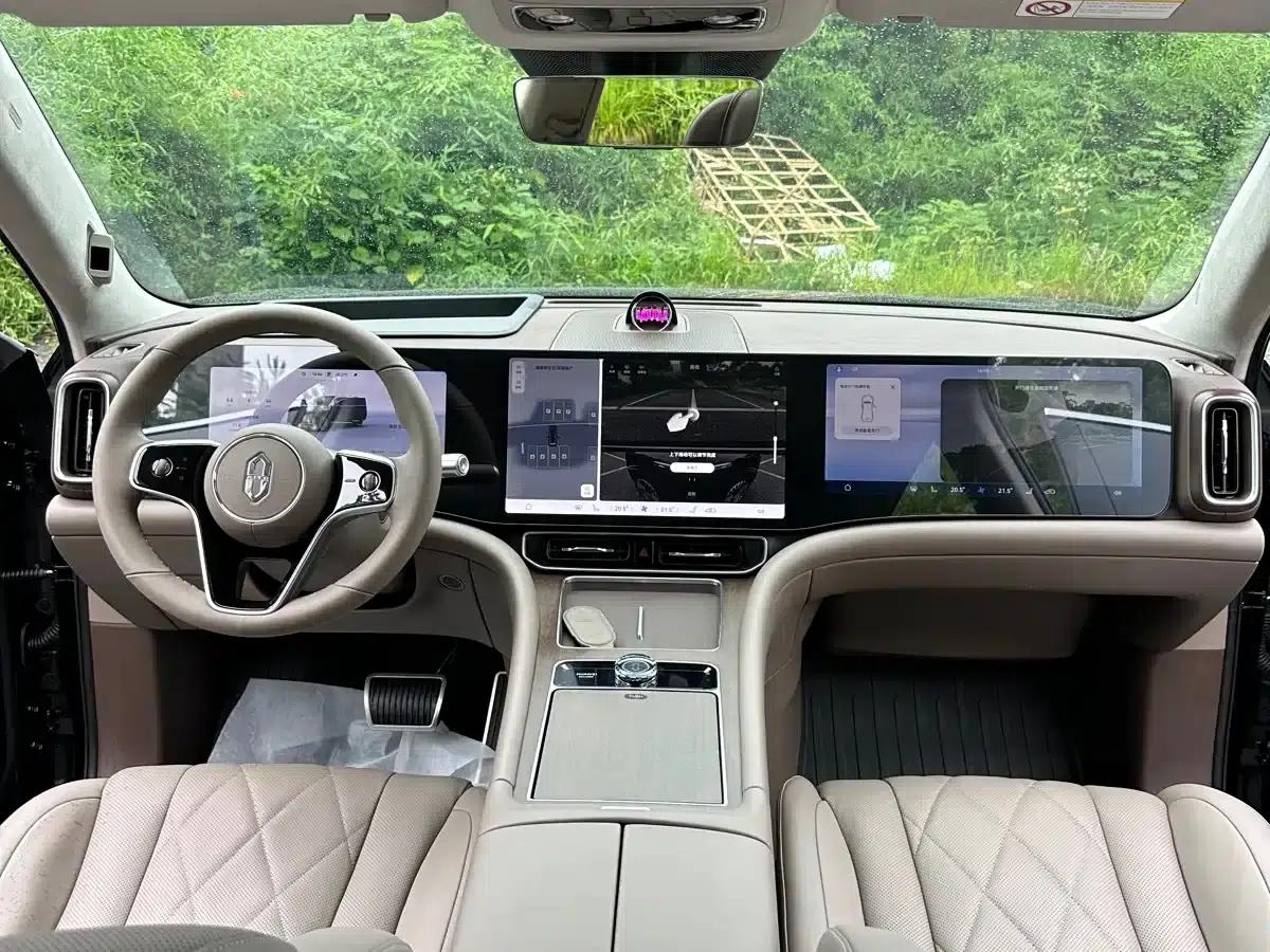 Wenjie M9 2024 Range Extended Ultra Edition 52kWh 6-Seater — миниатюра 18