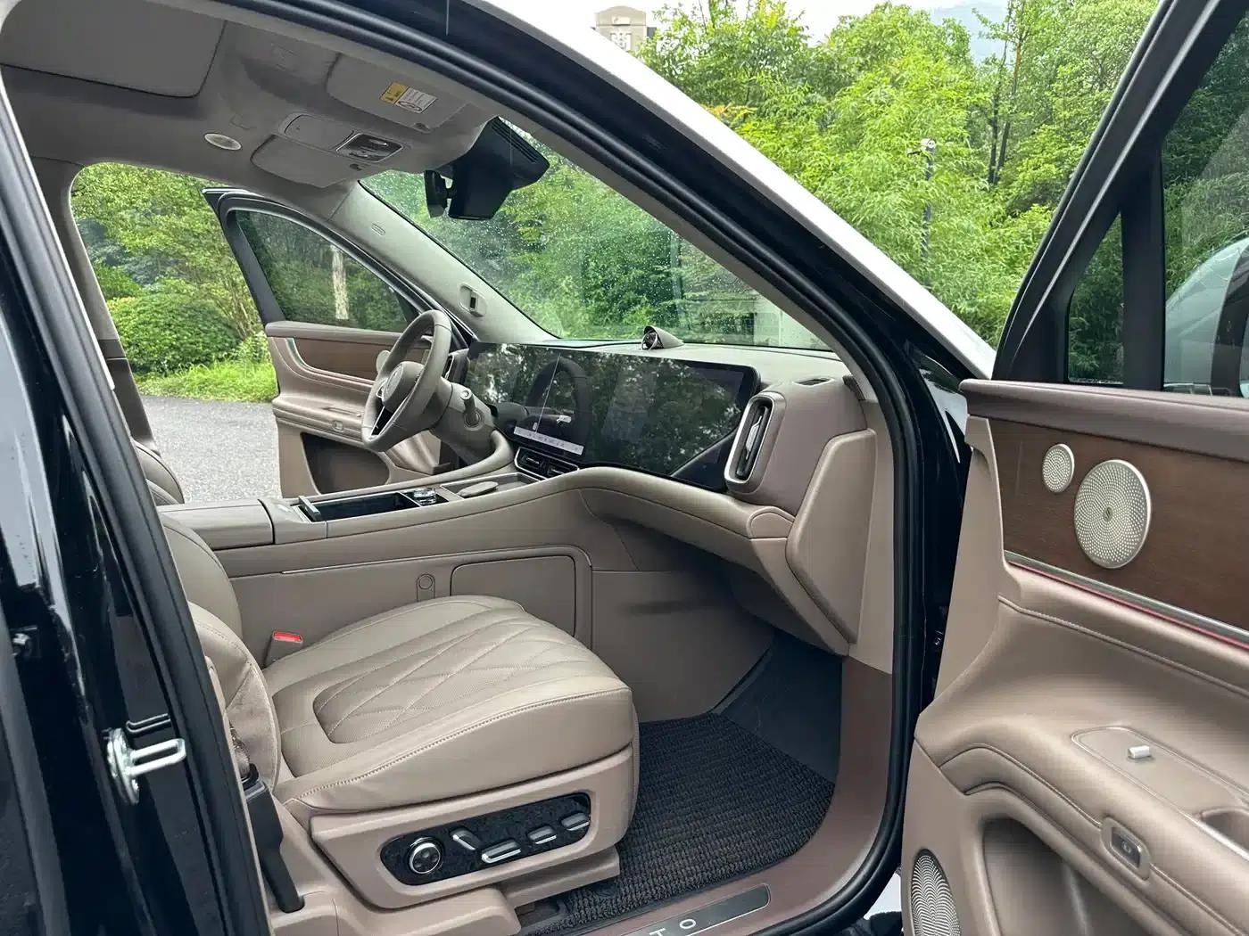Wenjie M9 2024 Range Extended Ultra Edition 52kWh 6-Seater — миниатюра 8