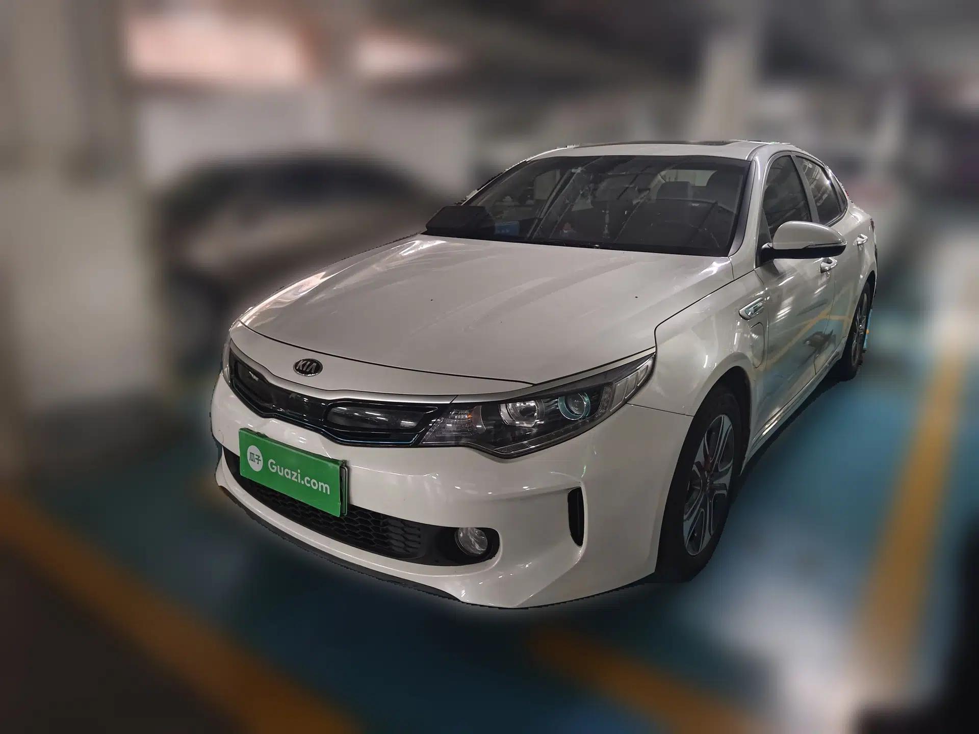 Kia K5 New Energy 2018 2.0L Smart Enjoyment Version — миниатюра 1