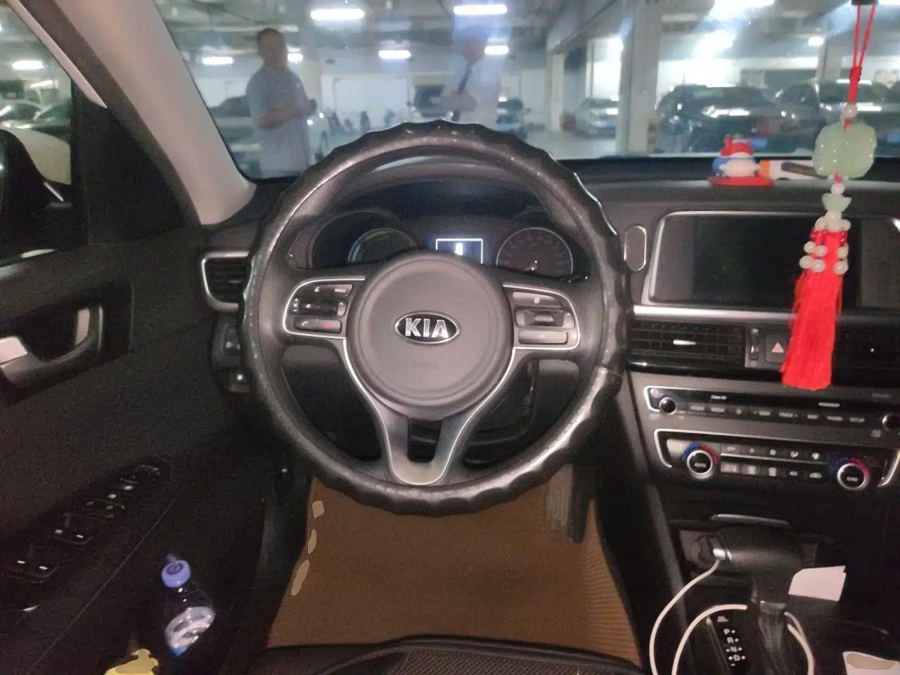 Kia K5 New Energy 2018 2.0L Smart Enjoyment Version — миниатюра 10
