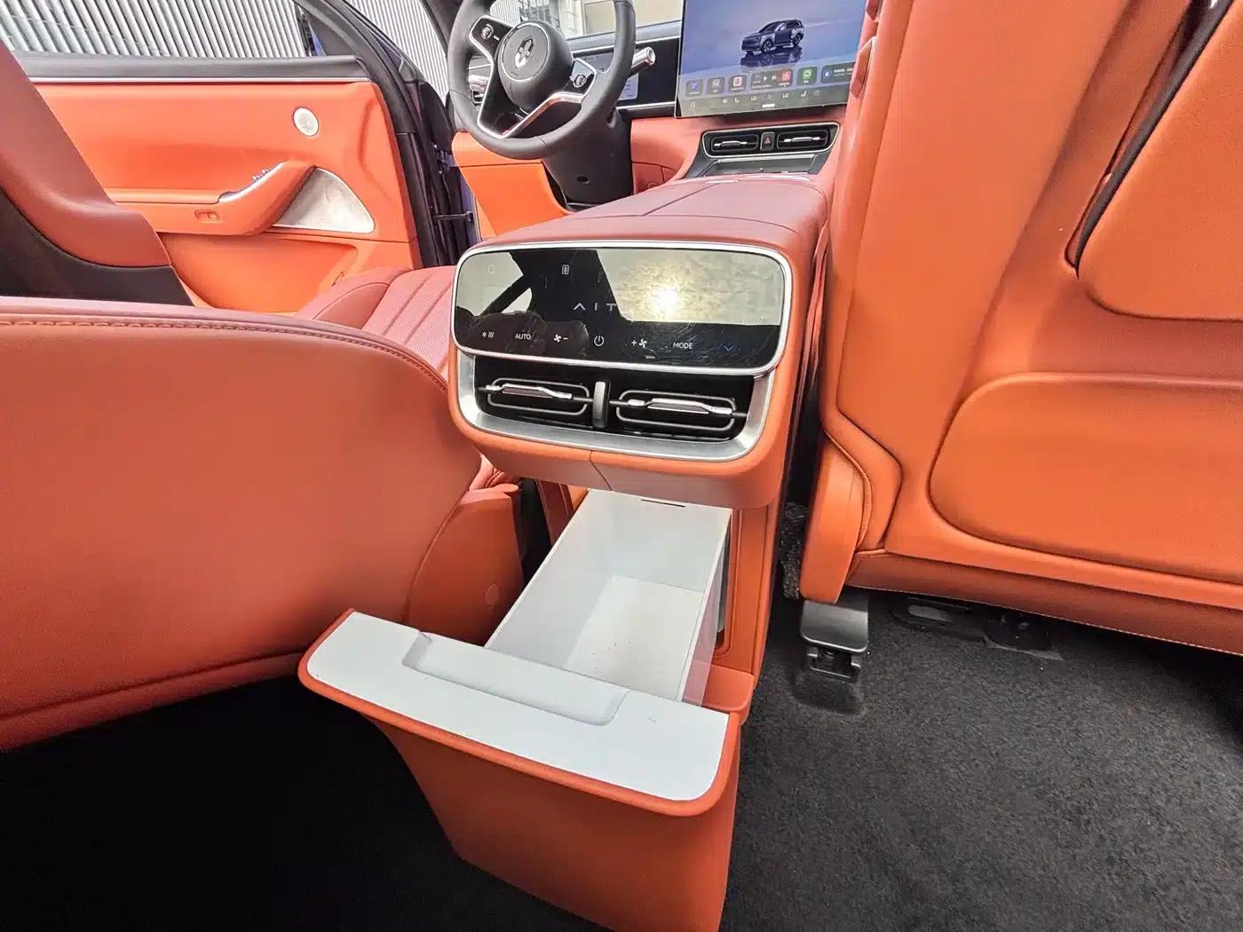 Wenjie M7 2026 Model Extended Range Ultra 4WD Version (5 Seats, 192-line LiDAR) — миниатюра 24