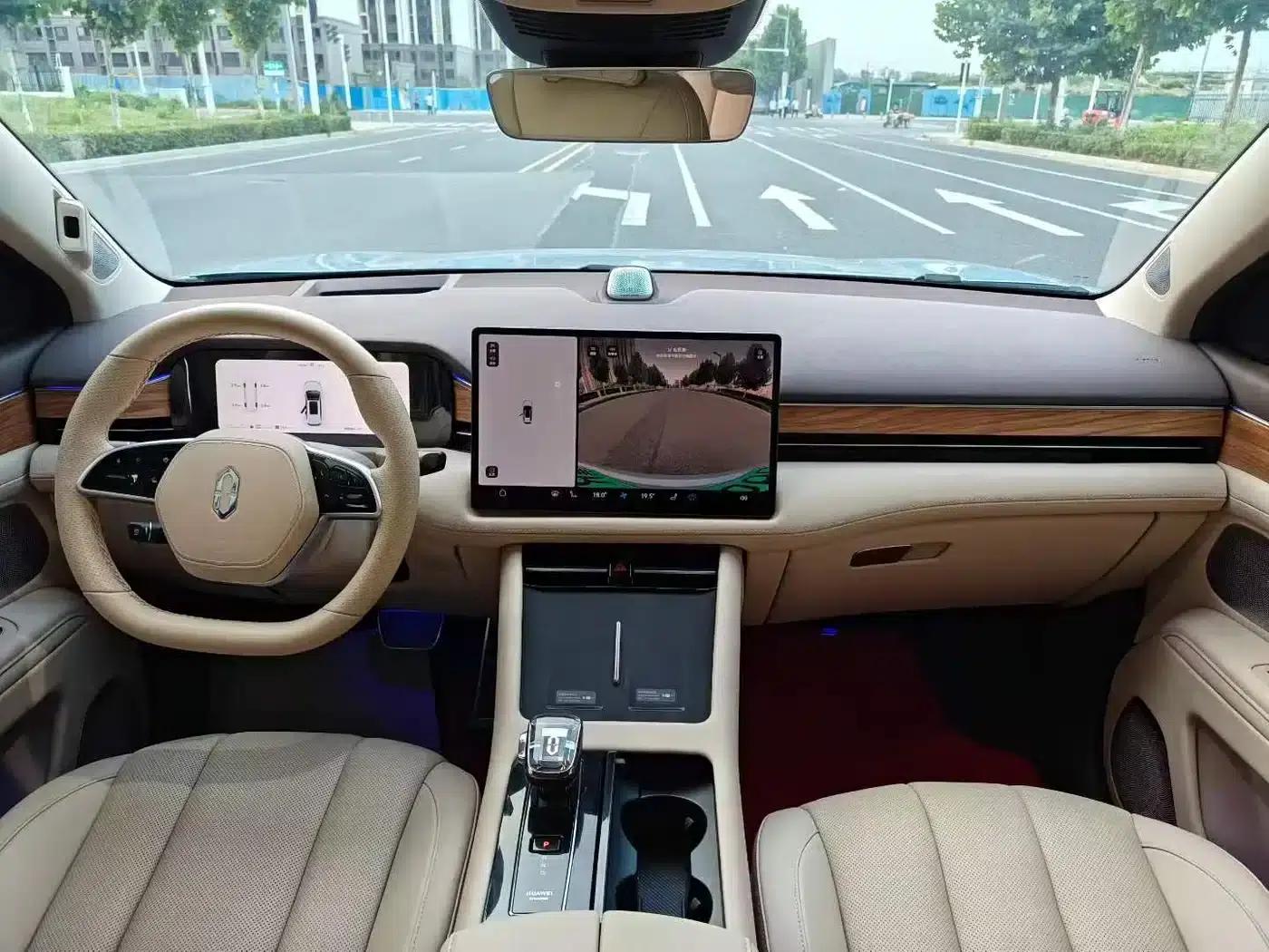 Wenjie M7 2022 1.5T AWD Luxury Edition — миниатюра 4