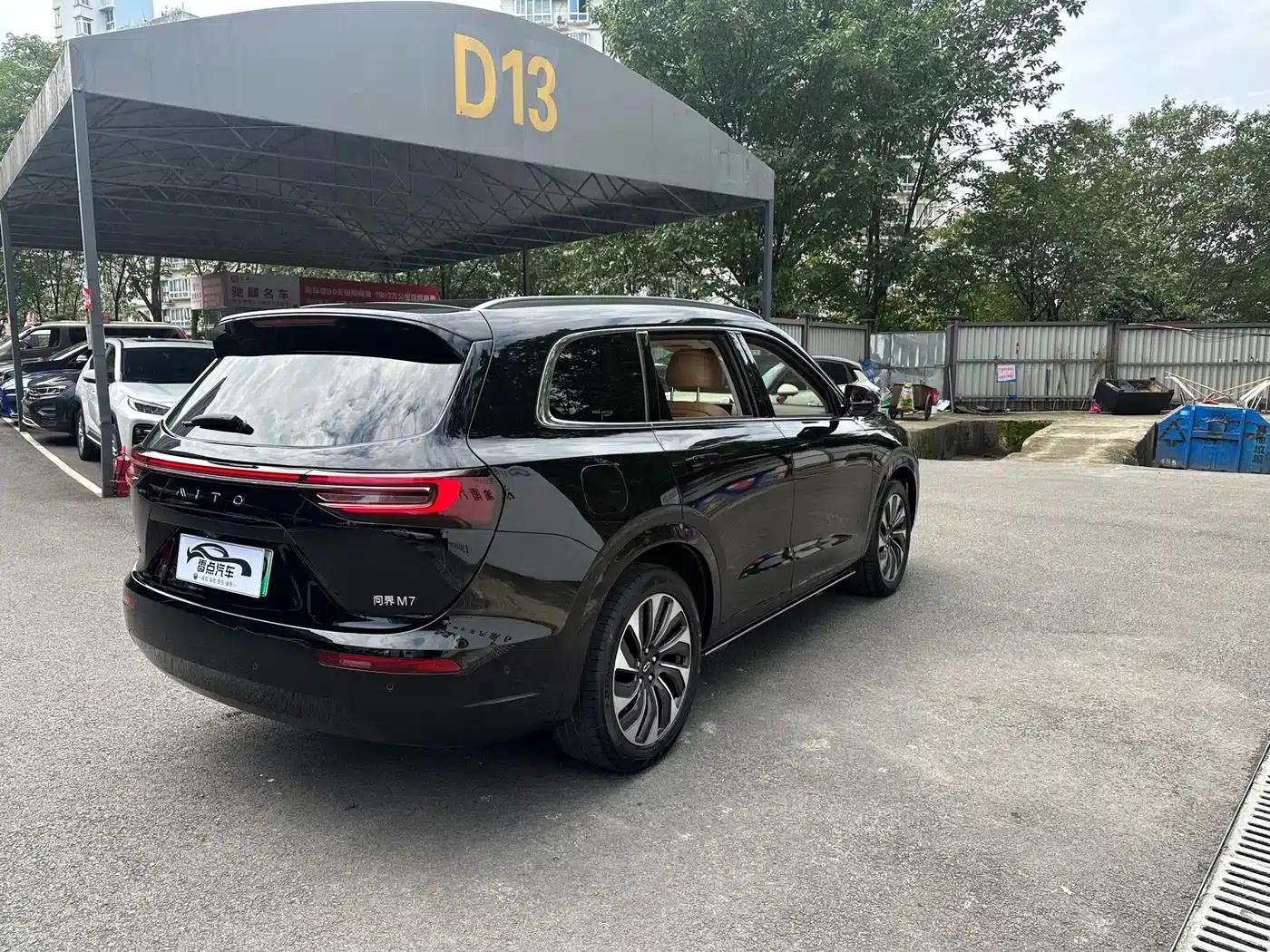 Wenjie M7 2024 1.5T Rear-Wheel Drive Plus Edition 6-Seater — миниатюра 9