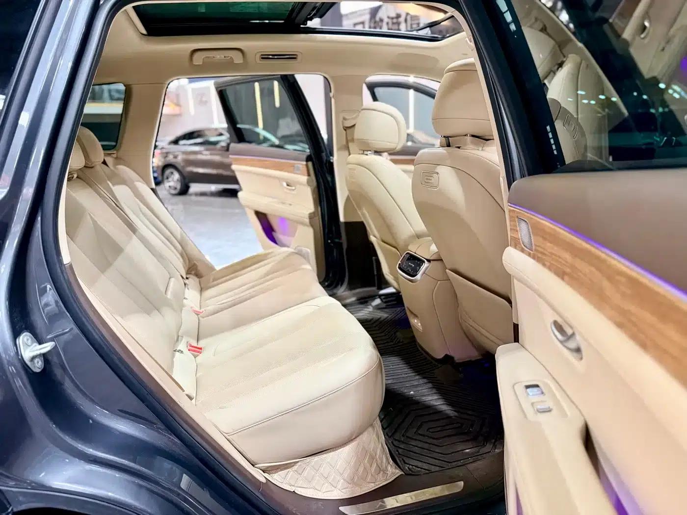 Wenjie M7 2024 1.5T Rear-Wheel Drive Plus Edition 5-Seater — миниатюра 17