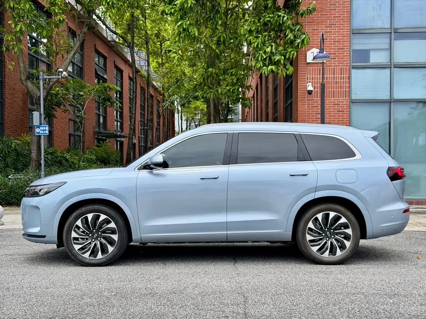 Wenjie M7 2024 1.5T Rear-Wheel Drive Plus Edition 5-Seater — миниатюра 2